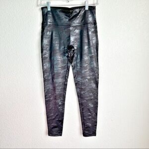 Shinestar Faux Leather Leggings Camo Design Shiny Medium